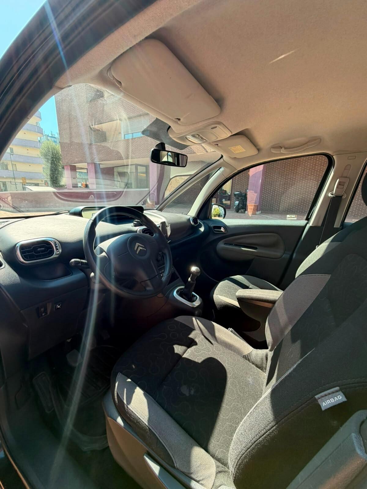 Citroen C3 Picasso 1.4 VTi 95 Exclusive Style GPL APPENA RINNOVATO