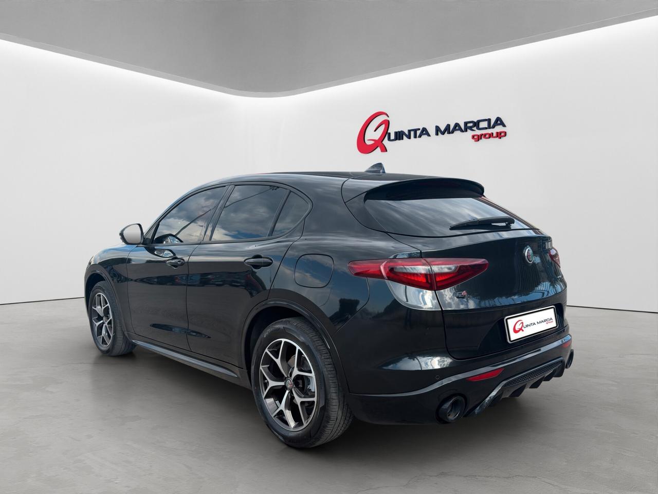 Alfa Romeo Stelvio 2.2 190 CV AT8 Q4 TOTAL BLACK