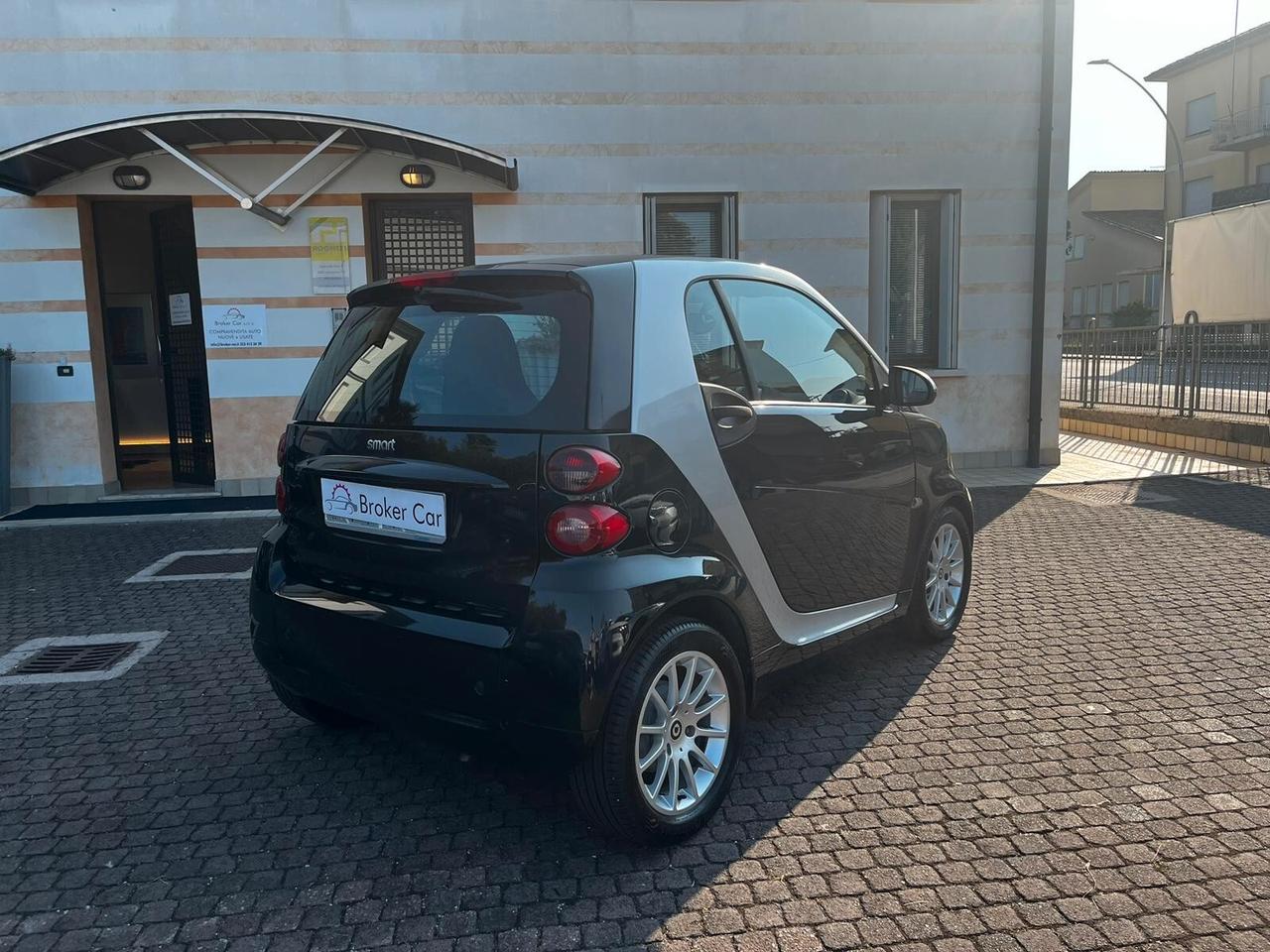 Smart ForTwo 1000 52 kW coupé pure