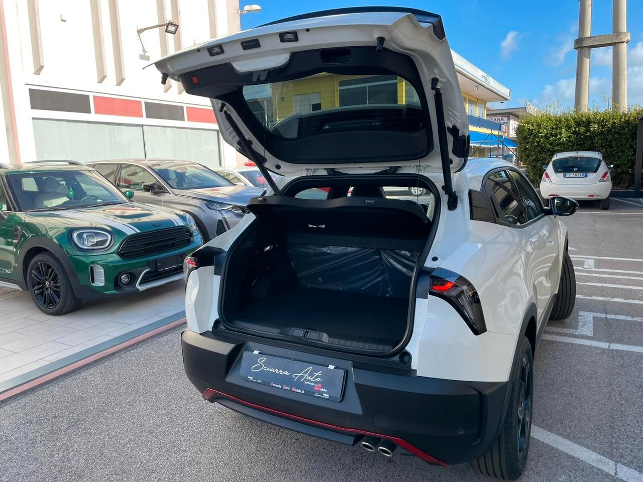 Alfa Romeo Junior 1.2 136 CV Hybrid eDCT6 Speciale