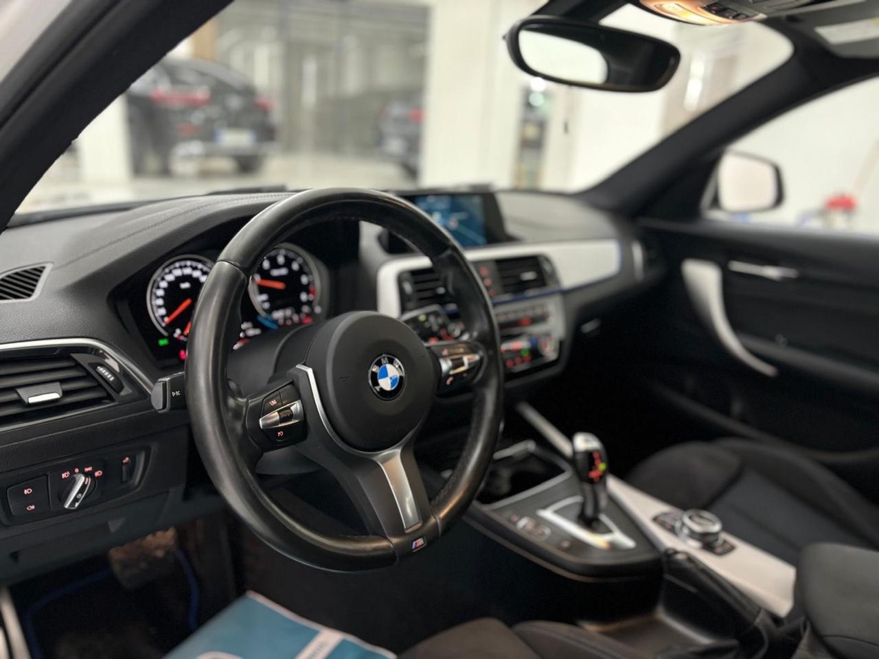 Bmw 118 118d 5p. Msport