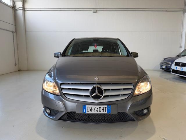 MERCEDES-BENZ B 180 CDI Executive