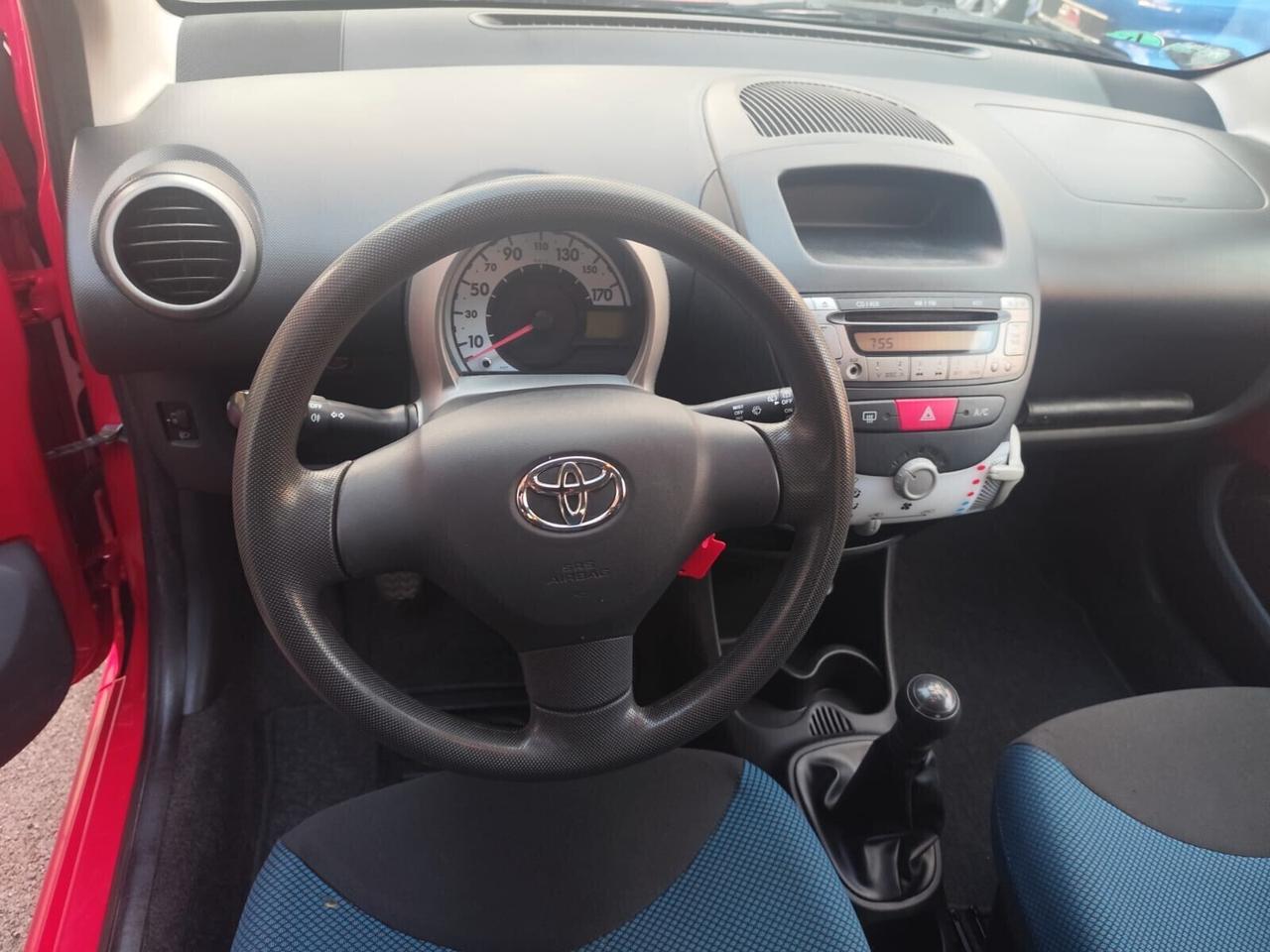 Toyota Aygo 1.0 12V VVT-i 3 porte Active Connect