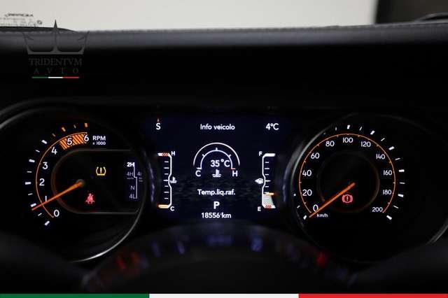 Jeep Gladiator 3.0 V6 Overland 4wd auto