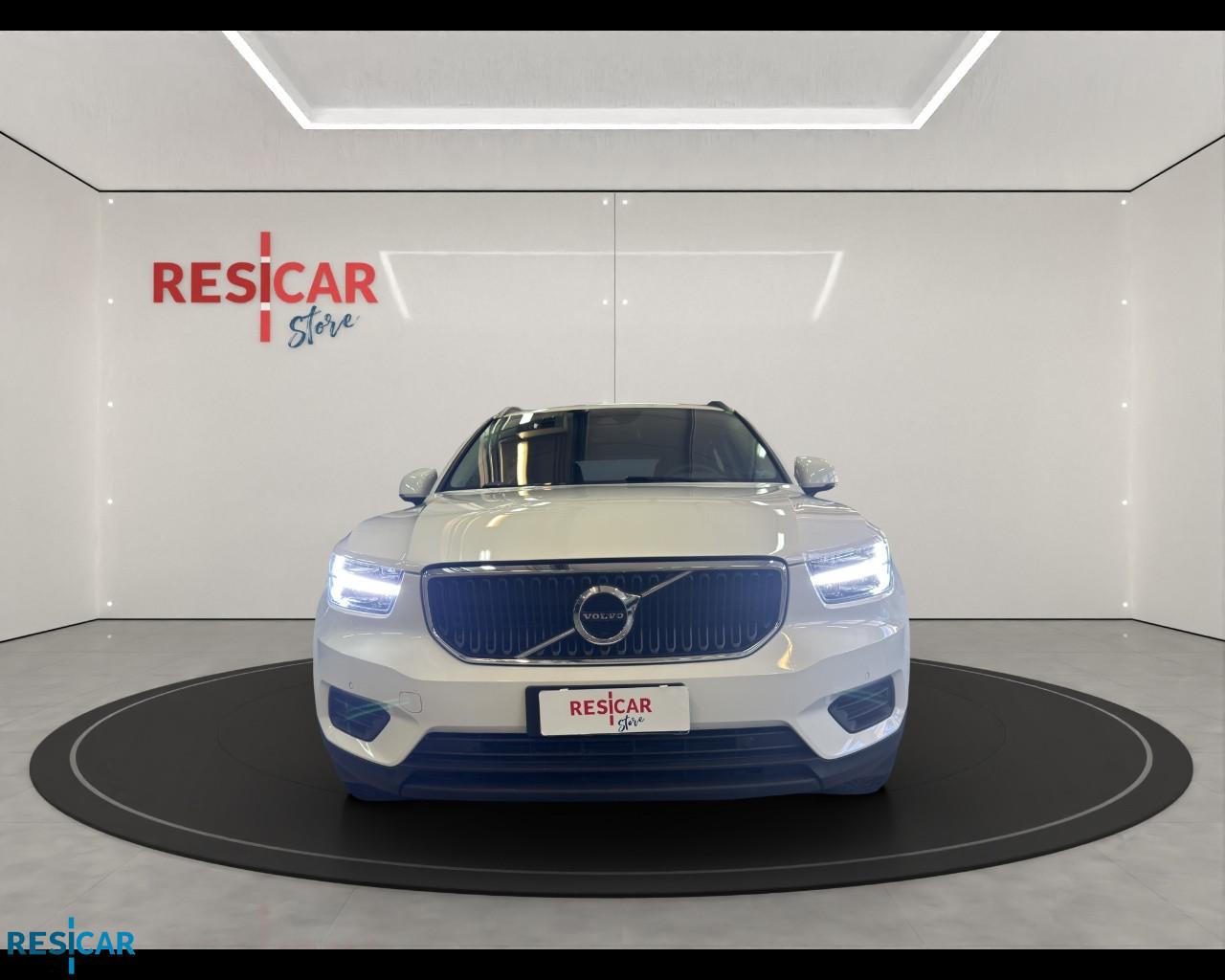 VOLVO XC40 N1 1.5 T2 Momentum Pro my21