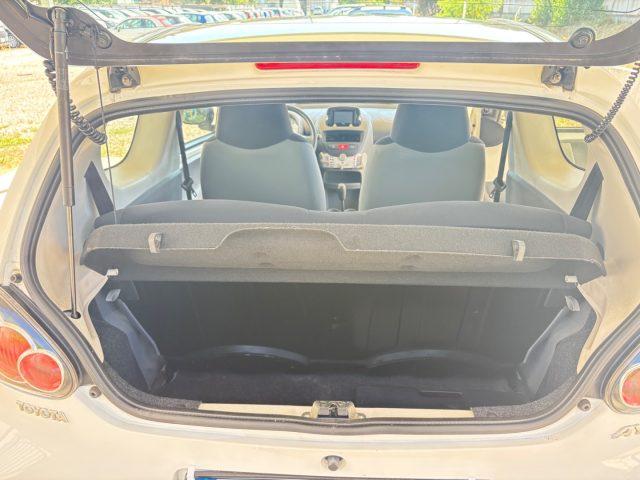 TOYOTA Aygo 1.0 12V VVT-i 3 porte Deep Ocean Connect OK NEOP