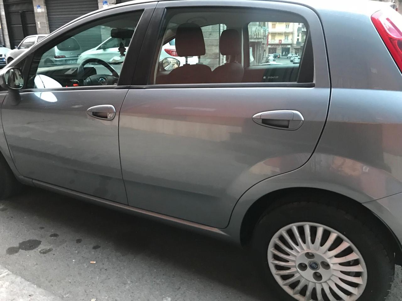 Fiat Grande Punto 1.3mljt NEOPATENTATI CHIAMA
