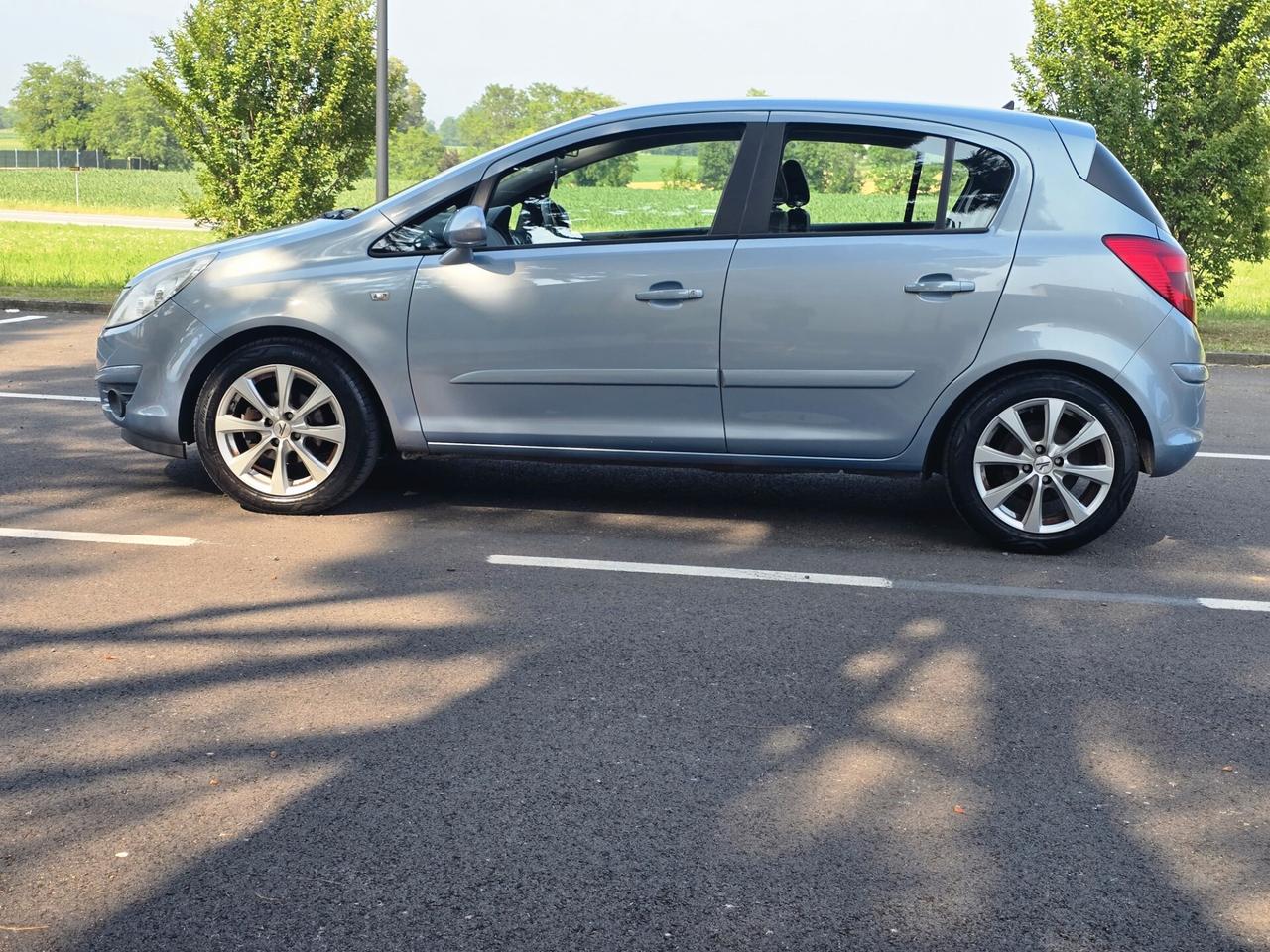 Opel Corsa 1.3 DIESEL OK PER NEOPATENTATI