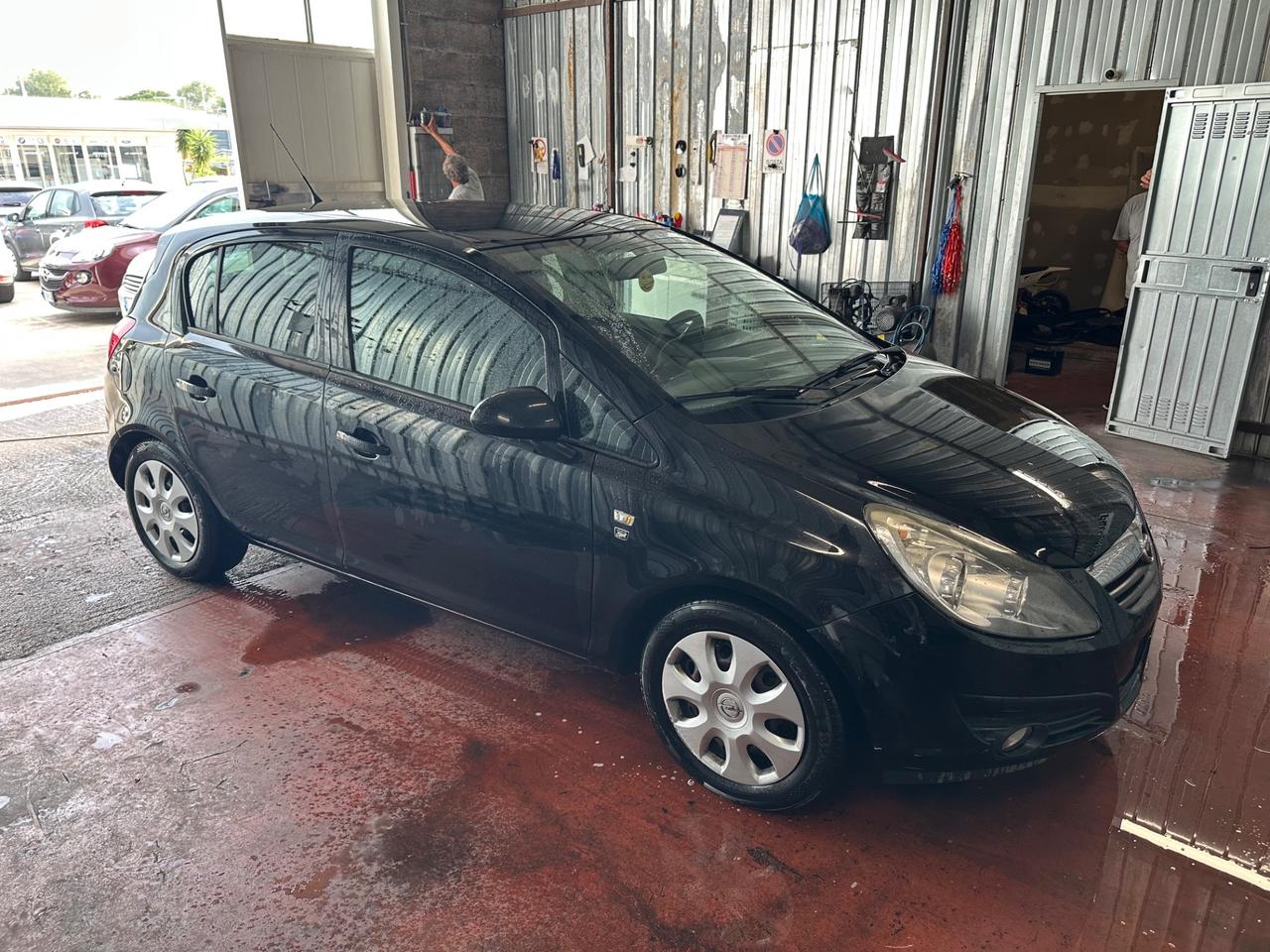 Opel Corsa 1.2 85CV 5 porte GPL-TECH Club