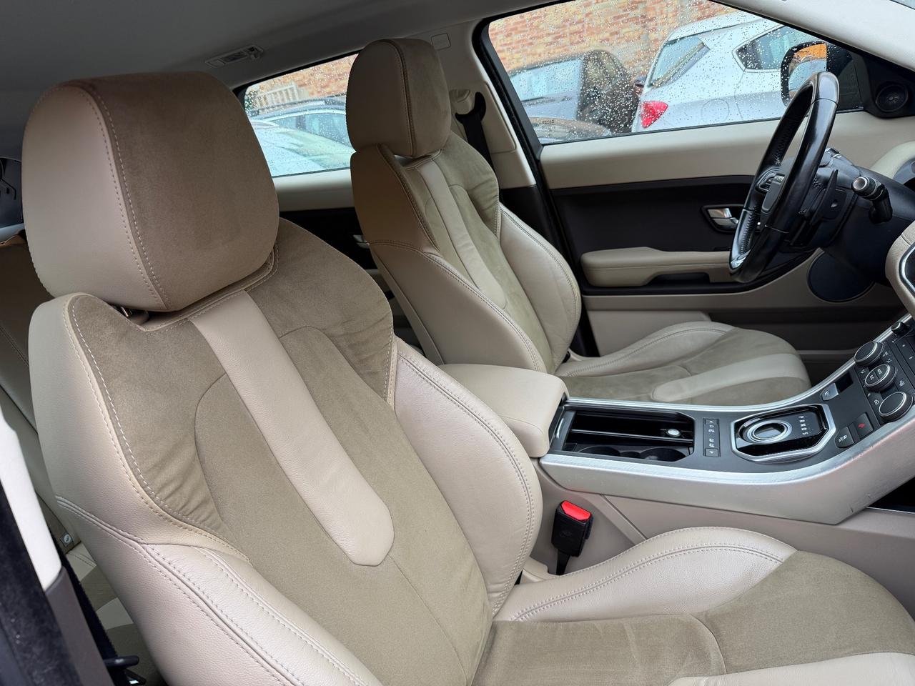 Land Rover Range Evoque 2.2 TD4 5p. Prestige