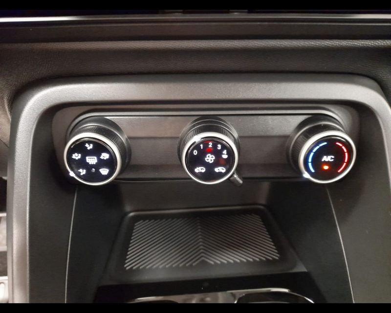 Citroën C3 IV 2024 1.2 hybrid Plus 110cv edcs6