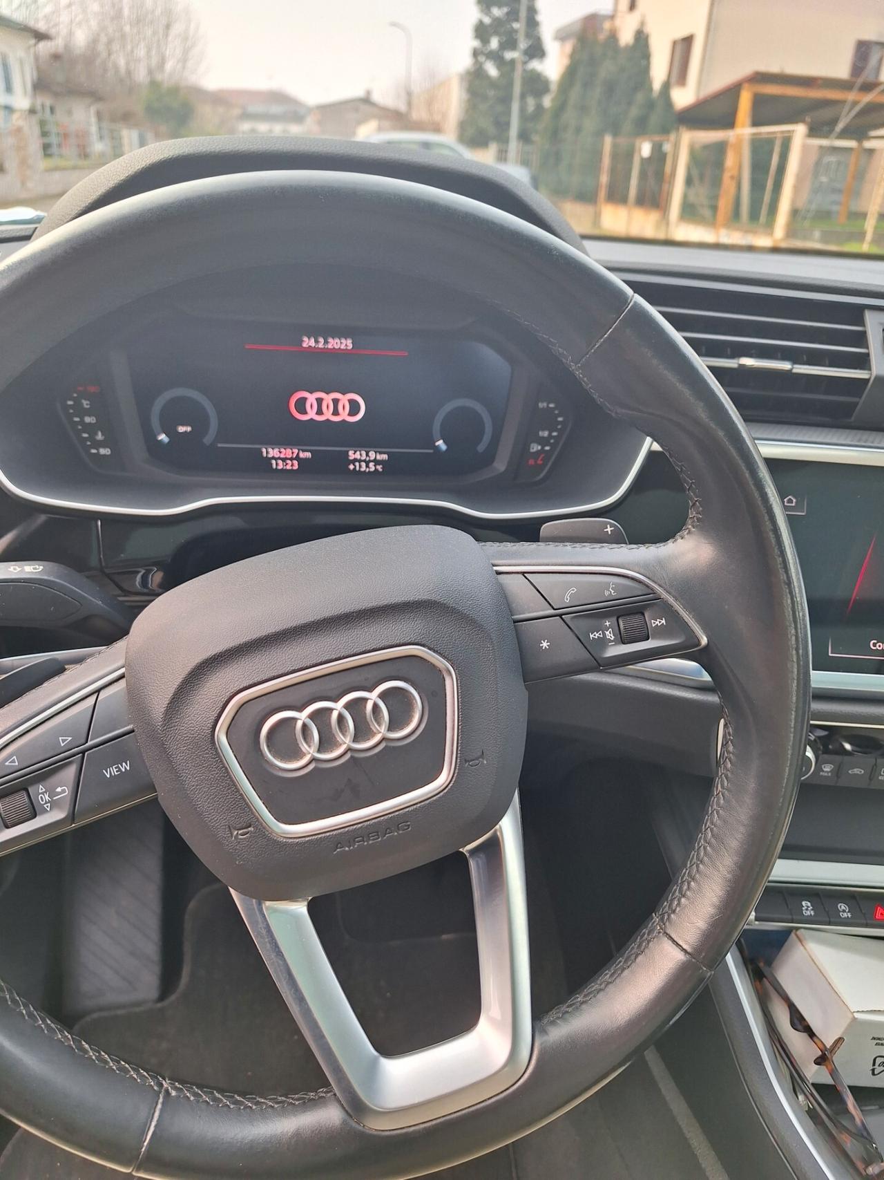 Audi Q3 40 TDI quattro S tronic S line edition