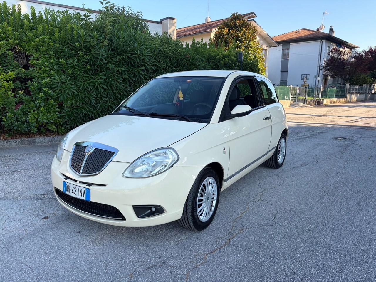 Utilitaria 1.2 neopatentati