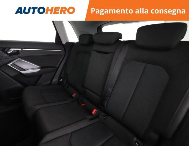 AUDI Q3 35 TFSI Business Advanced