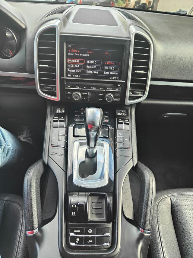 PORSCHE Cayenne 3.0 V6 tdi tiptronic 240cv - EURO 5
