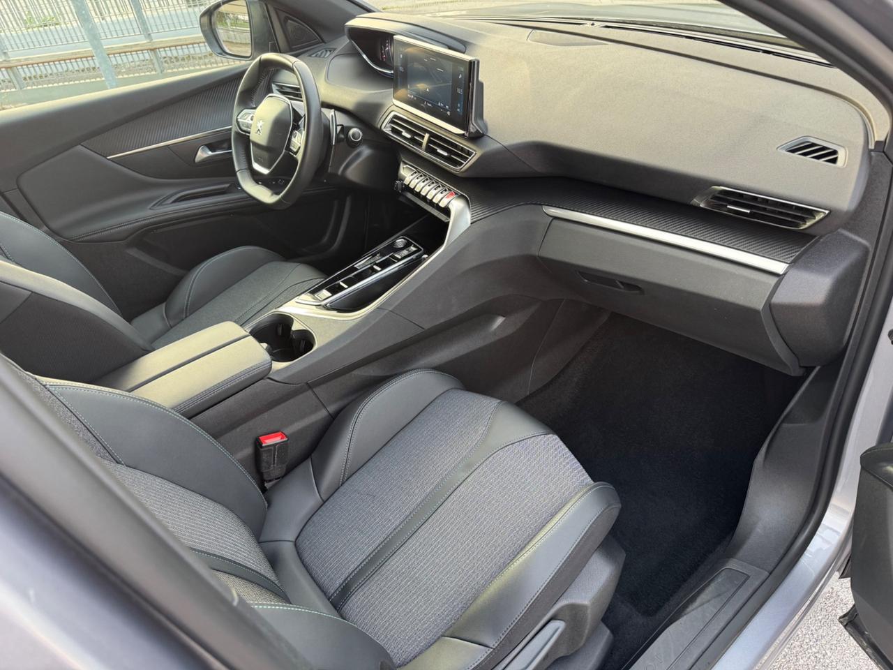 Peugeot 3008 ALLURE BLUE HDI