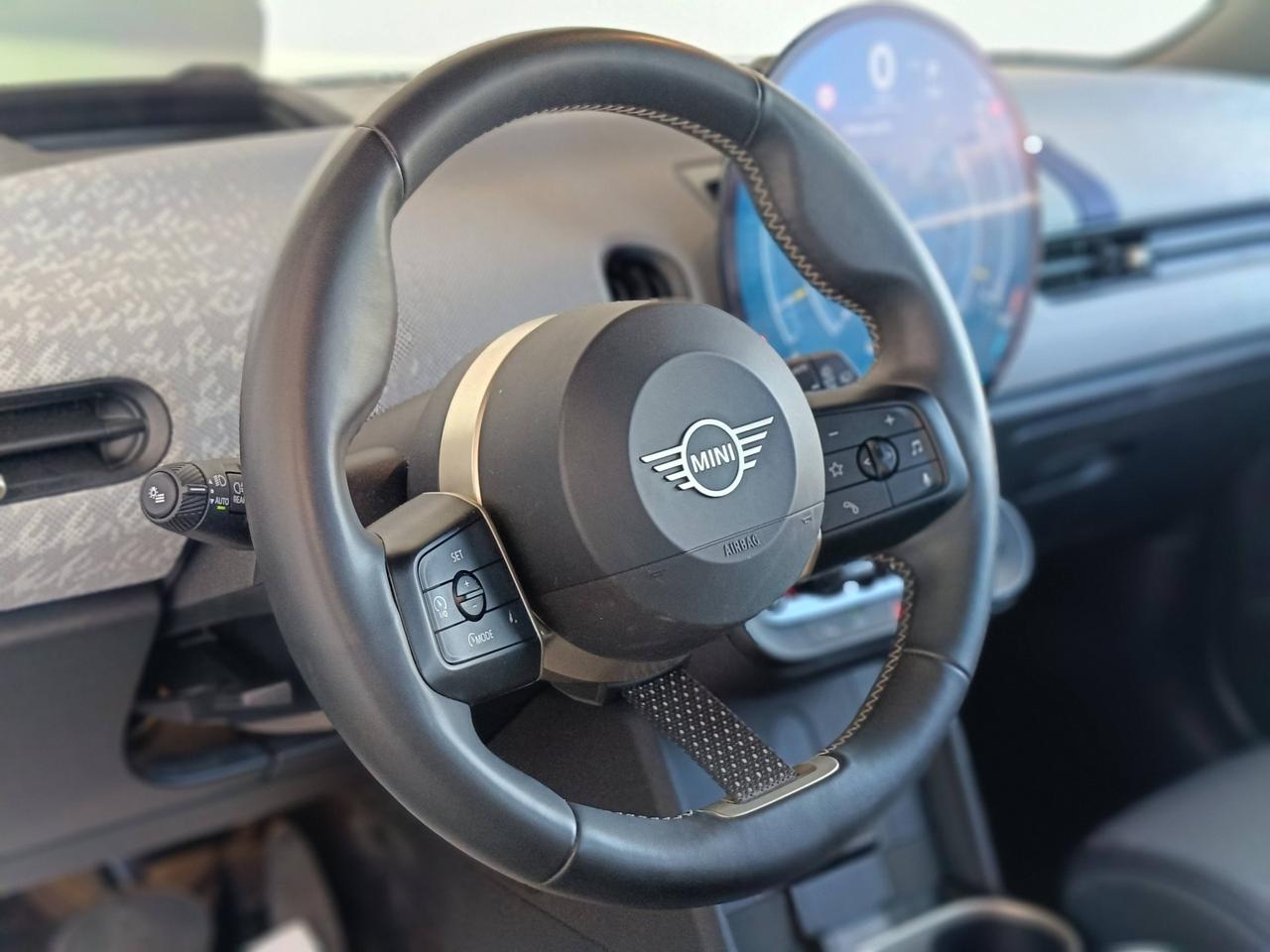 MINI Mini Cooper F66 3p - Mini Cooper 3p 1.5 C Favoured auto