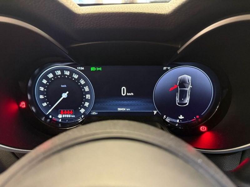 Alfa Romeo Stelvio 2.2 TD 160 CV Super AT8 RWD