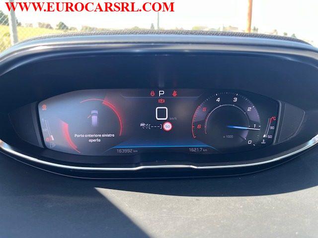PEUGEOT 3008 BlueHDi 130 S&S EAT8 Allure Pack