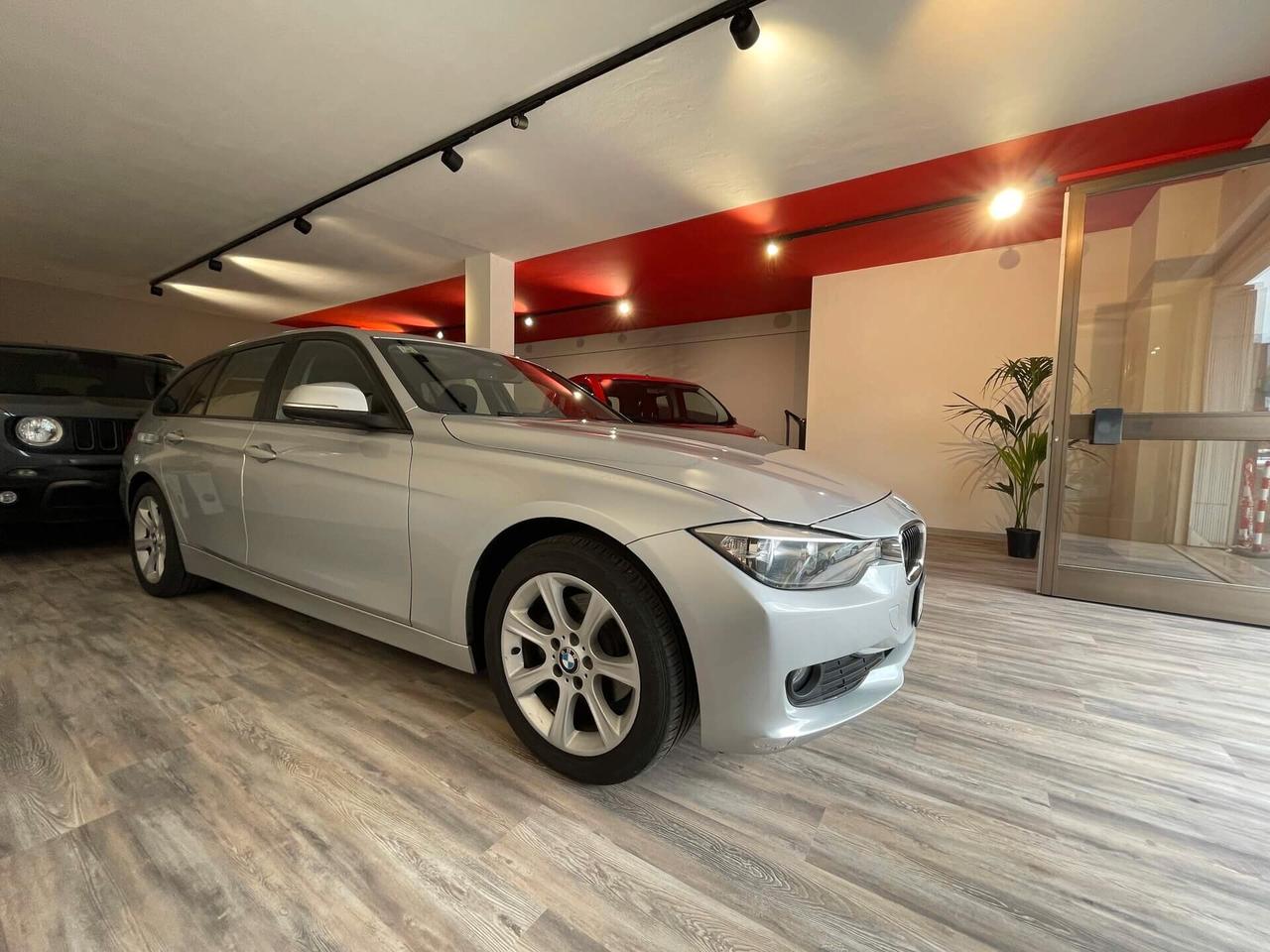 Bmw 320 320d xDrive Touring Sport Gancio di traino