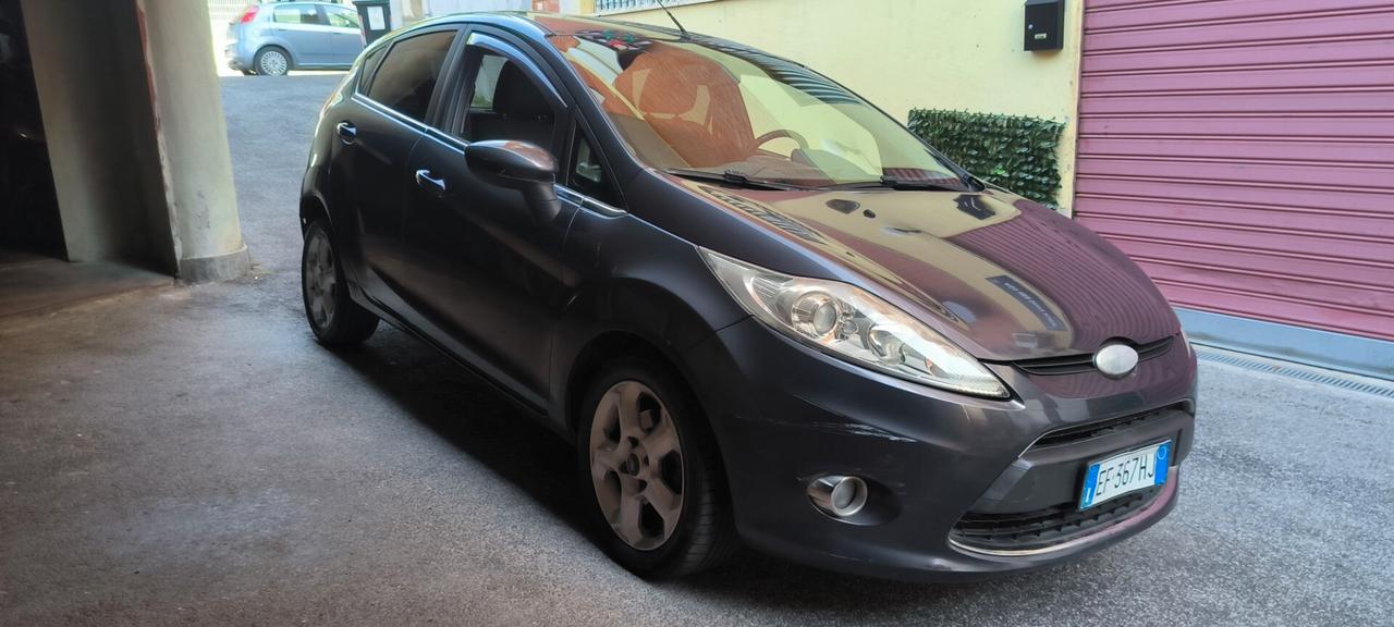 Ford Fiesta 1.4 TDCi 5p. Titanium