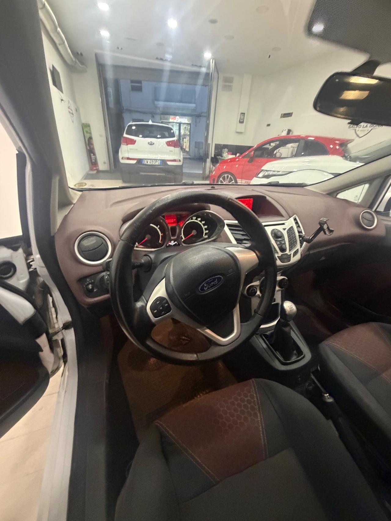 Ford Fiesta Fiesta+ 1.4 5 porte Bz.- GPL