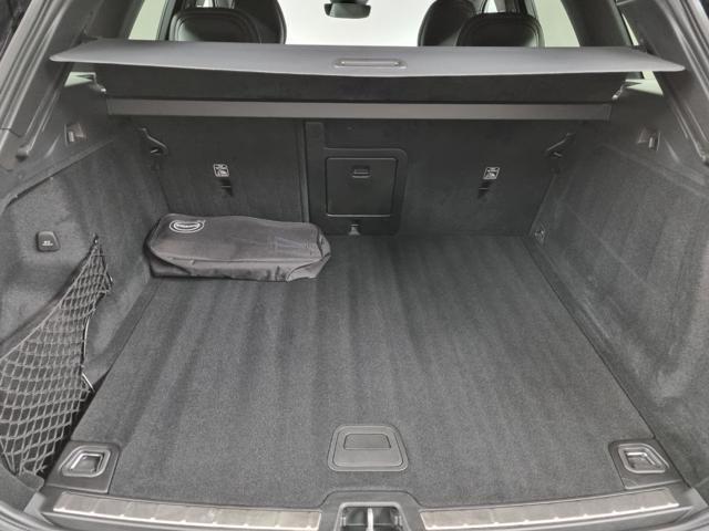 VOLVO XC60 B4 automatico Plus Dark