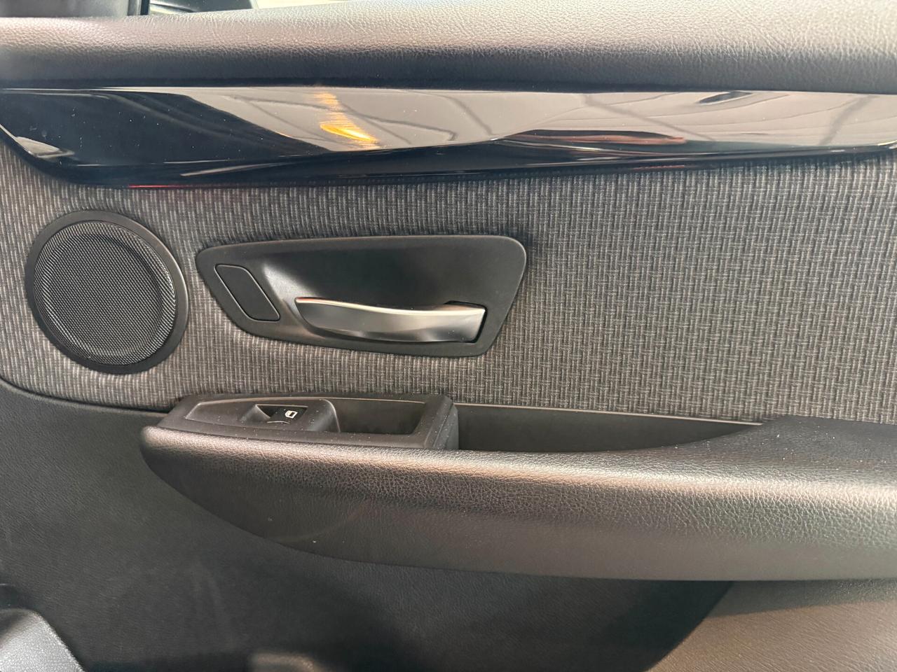 Bmw 2er Active Tourer 218d Advantage