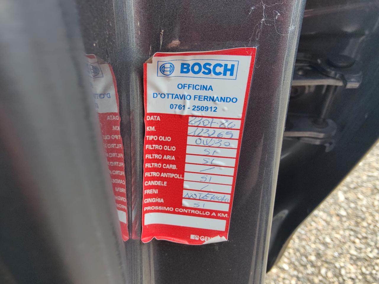 Peugeot 208 PureTech 82 5p. GPL Allure