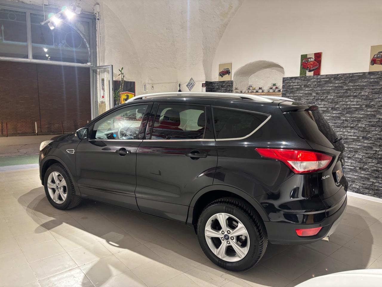 Ford Kuga 2.0 TDCI 115 CV 2WD Titanium