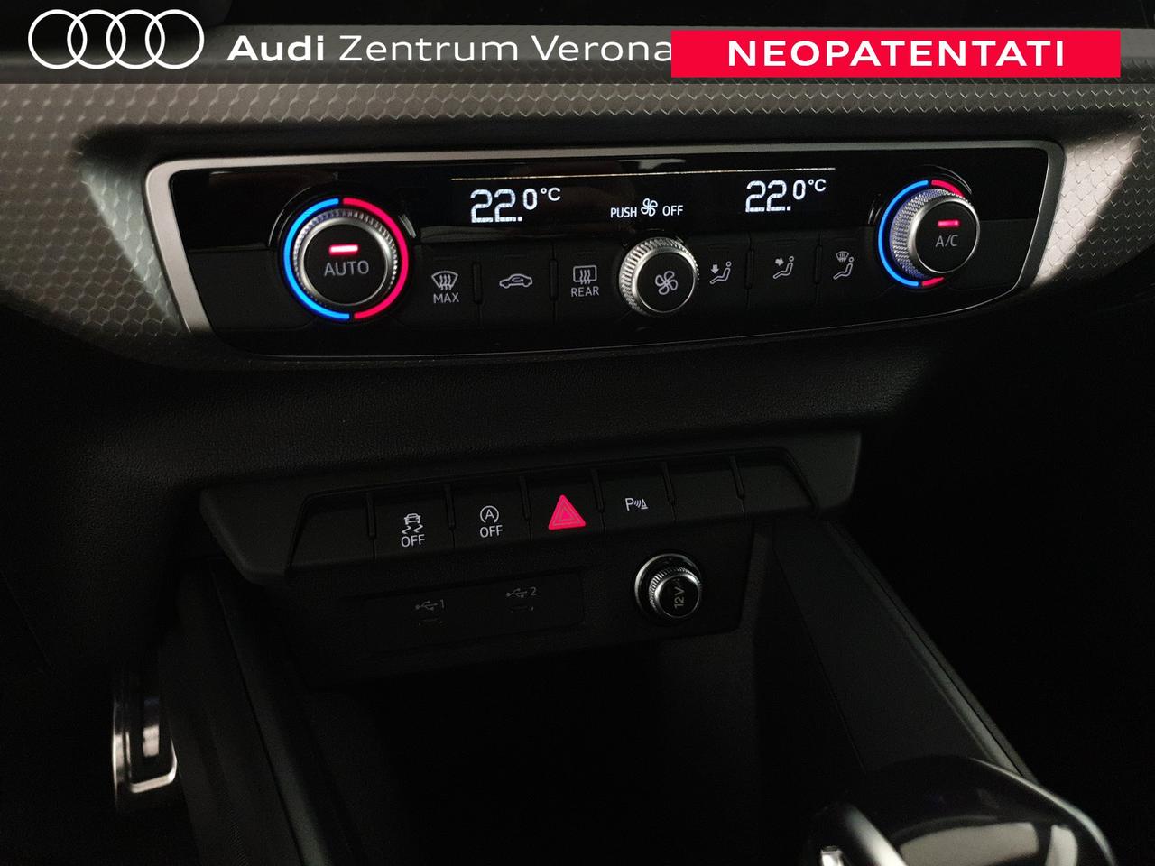 Allstreet 30TFSI 116CV S tronic Identity Contrast