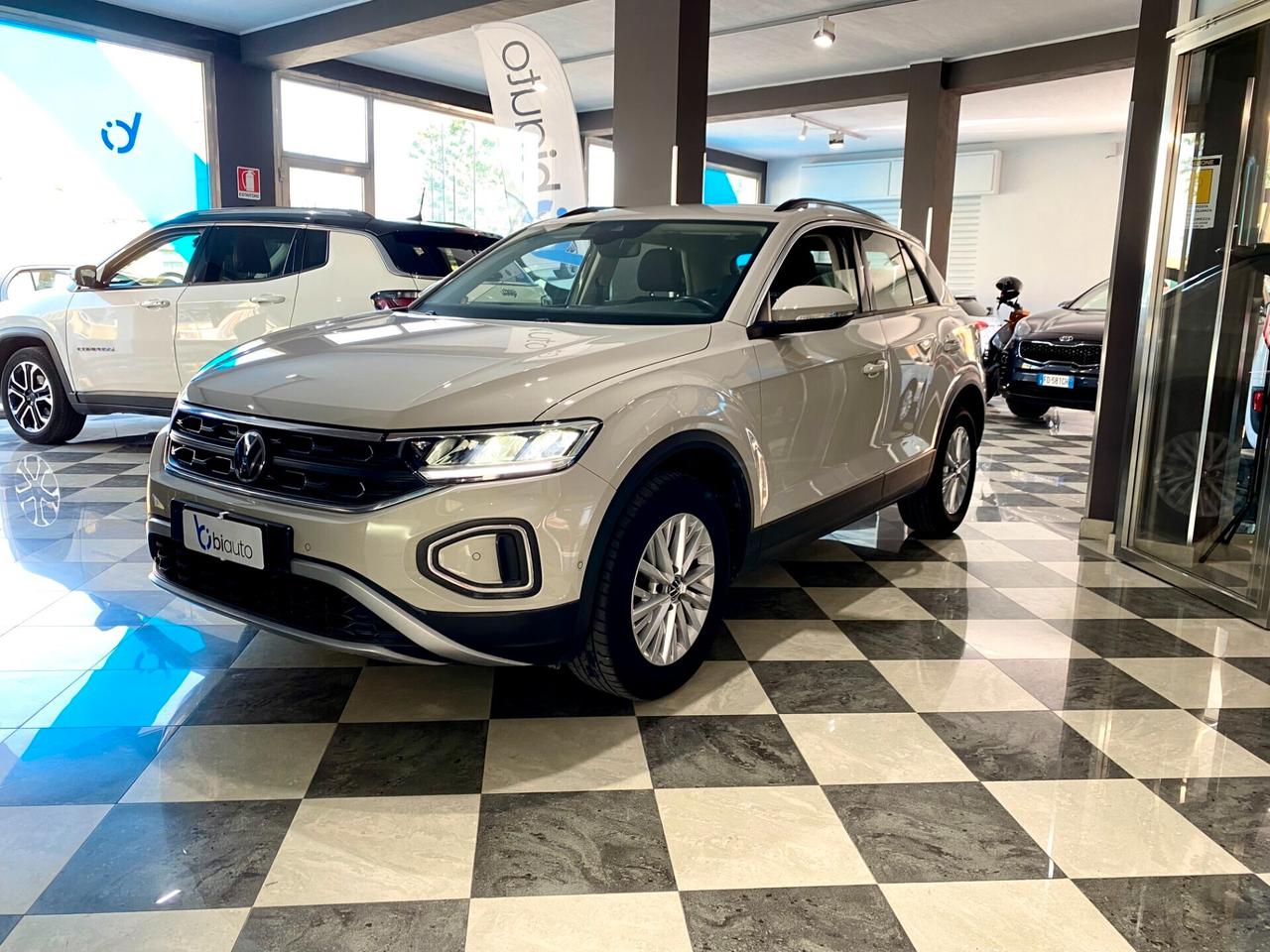 Volkswagen T-Roc 1.0 TSI 110cv Life-2022