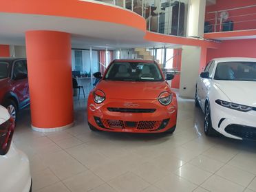 Fiat 600 Hybrid DCT MHEV La Prima