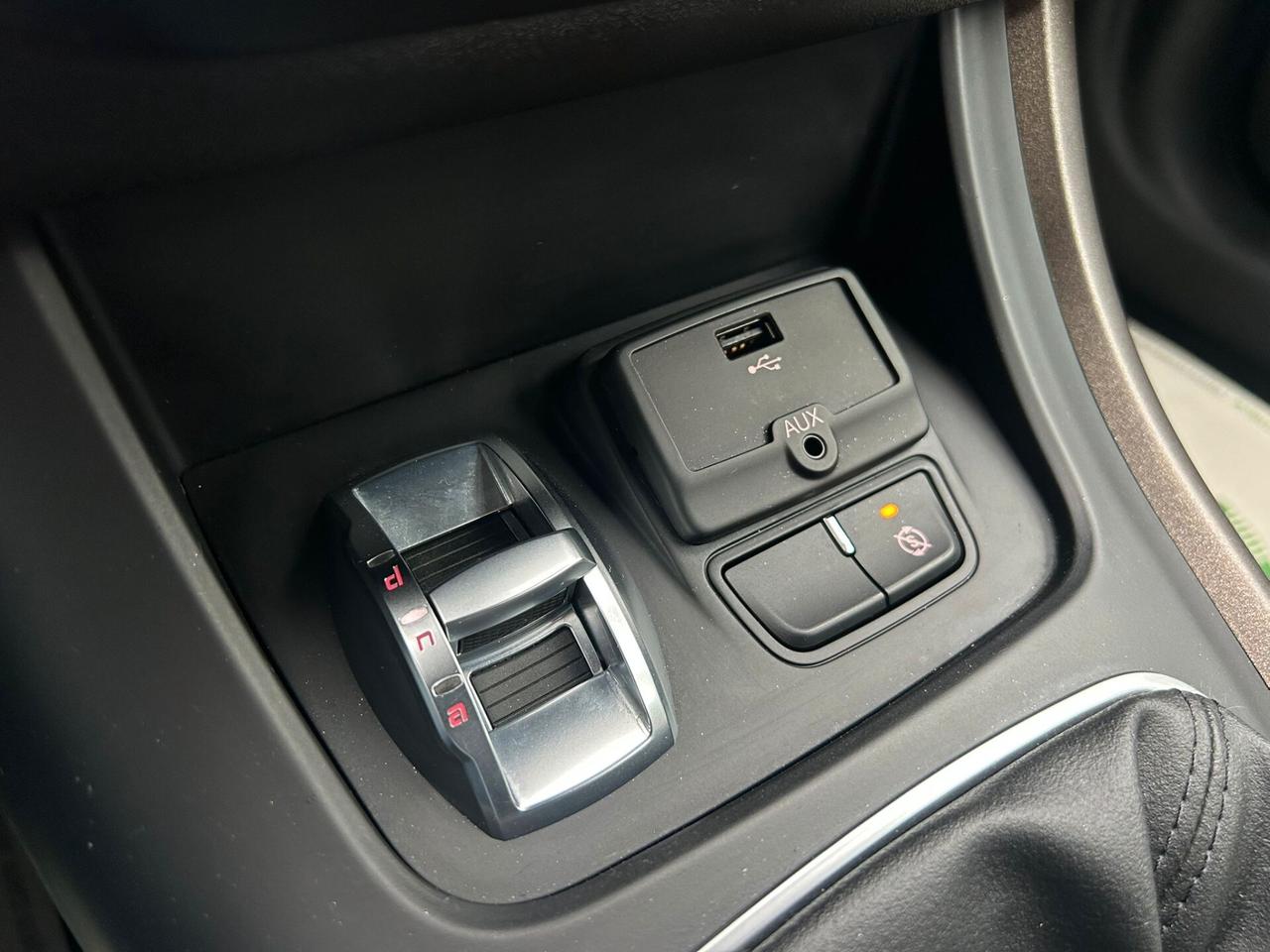 Alfa Giulietta 1.6 MJ DISTINCTIVE Km129.000-2014