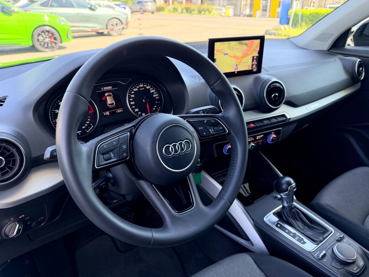 Audi Q2 30 TFSI S tronic line Edition black