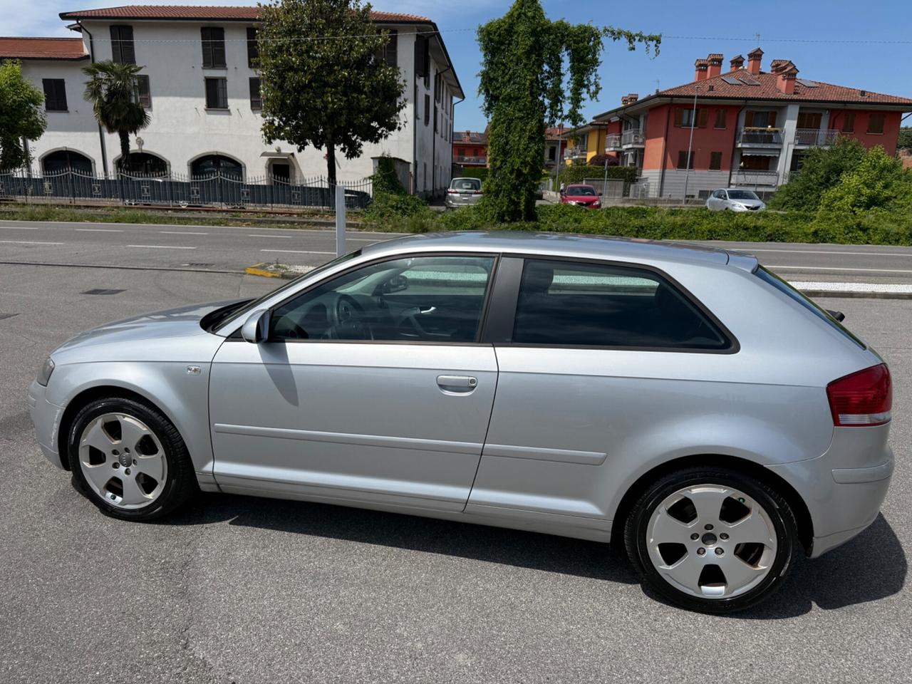 Audi A3 1.6 16V FSI Ambition