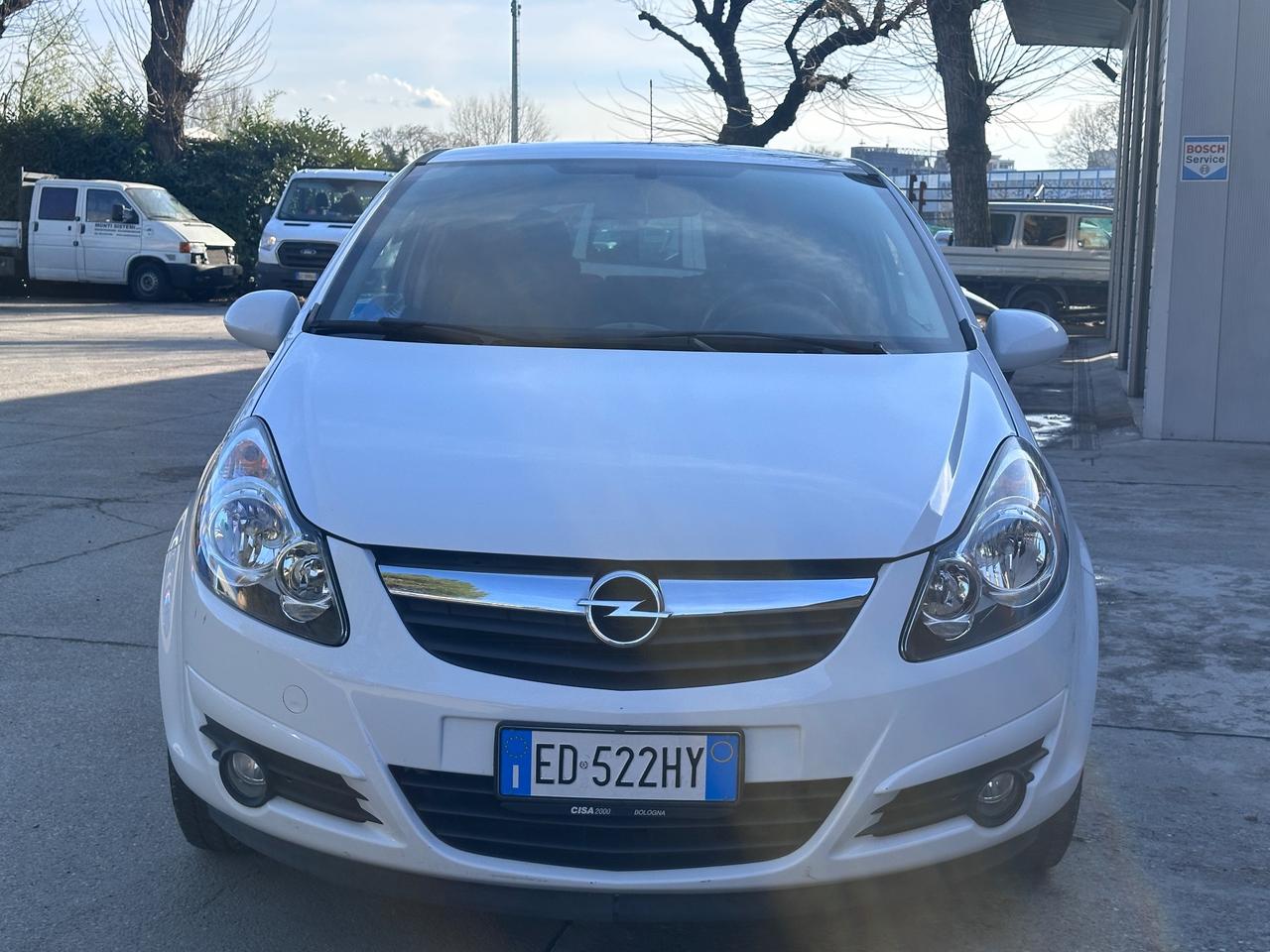 Opel Corsa 1.2 3 porte Sport Neopatentati unipro