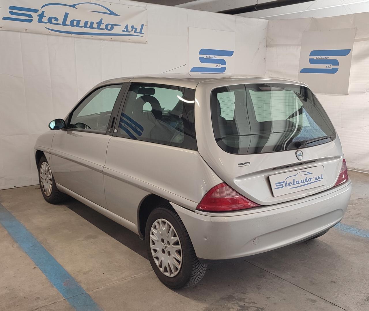 Lancia Y 1.2i cat Elefantino Blu NEOPATENTATO