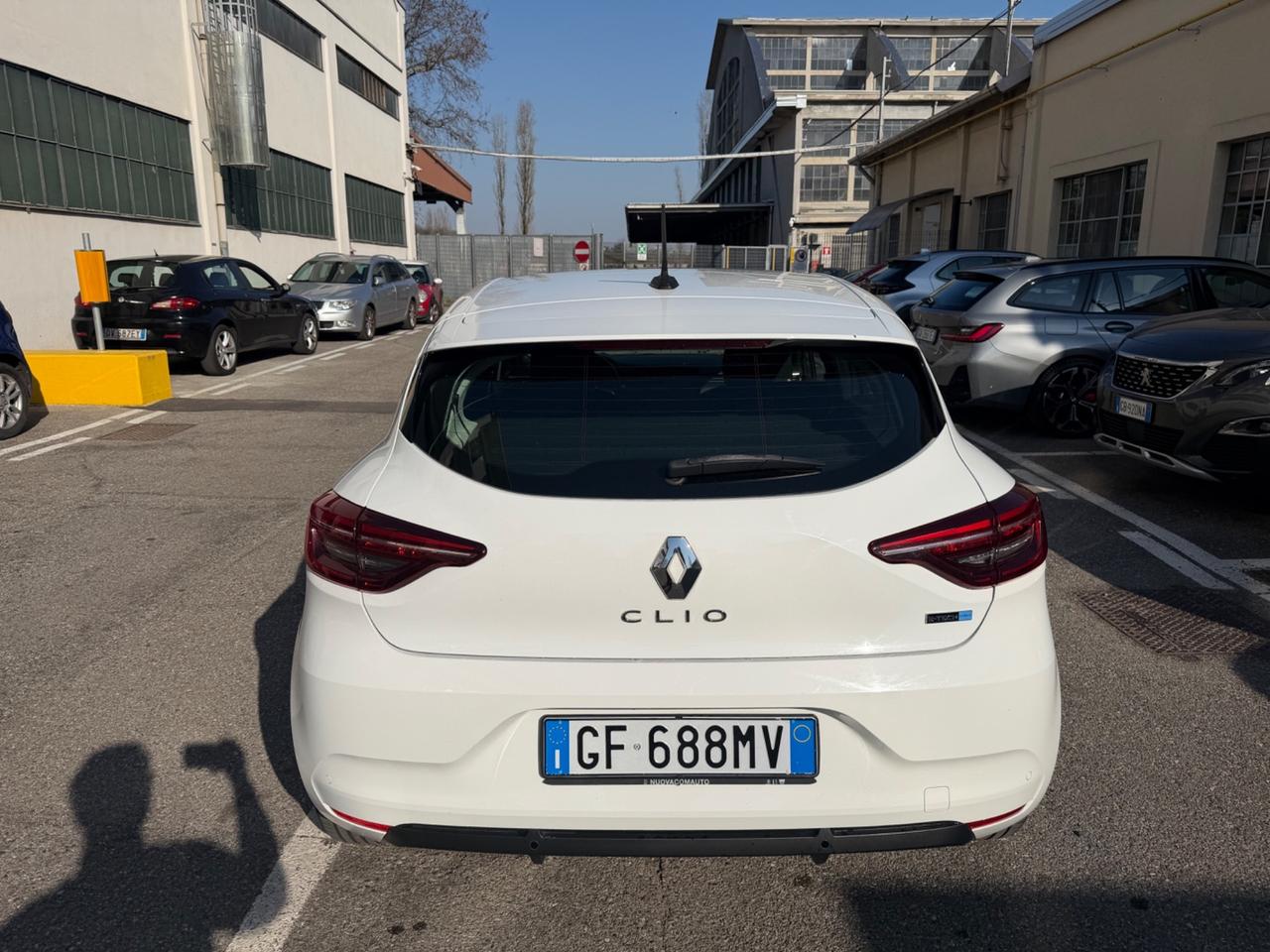 Renault Clio Full Hybrid E-Tech 140 CV 5 porte Intens