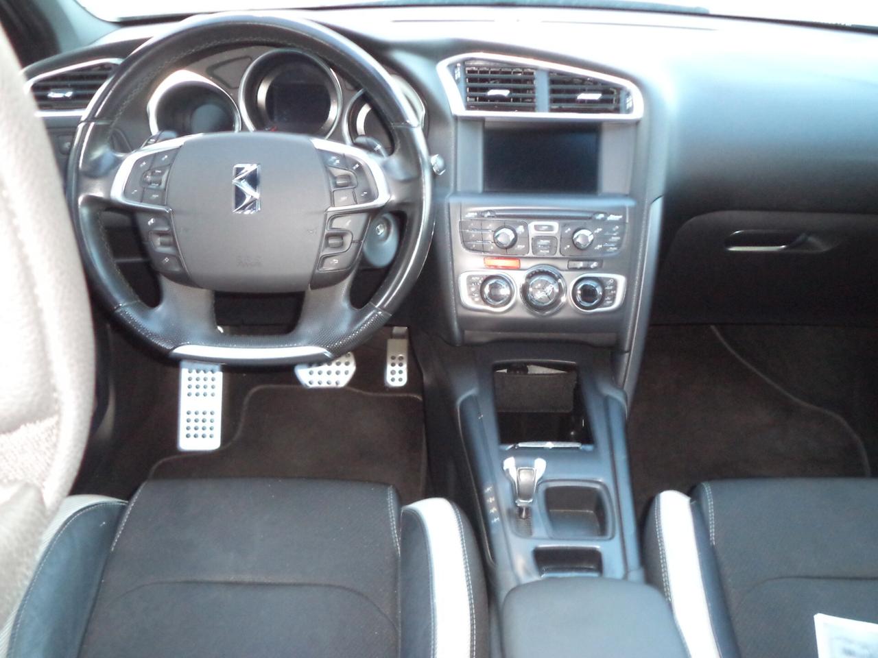 Ds DS4 4 1.6 e-HDi 115 So Chic AUTOMATICA CERCHI DA 18