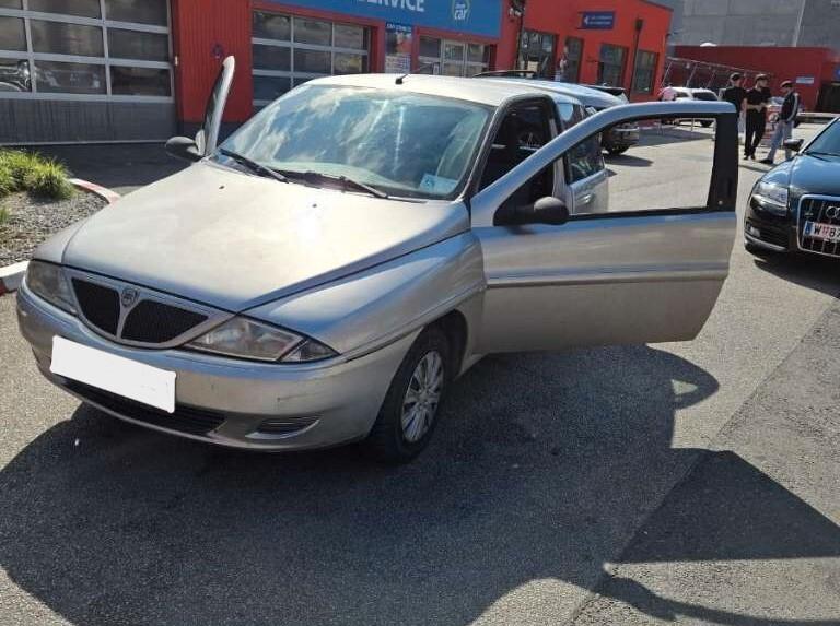 Lancia Y