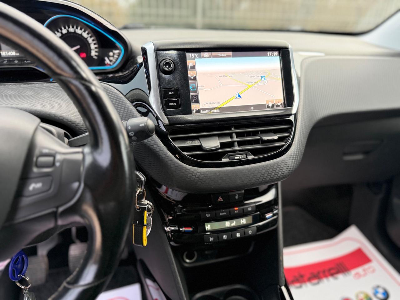 Peugeot 2008 BlueHDi 100 Allure