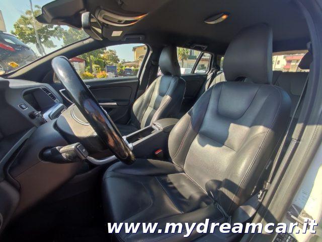 VOLVO V60 D6 AWD Geartronic Plug-In Hybrid