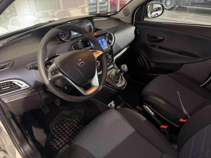 Lancia Ypsilon 3ª serie 1.0 FireFly 5 porte S&S Hybrid Platino