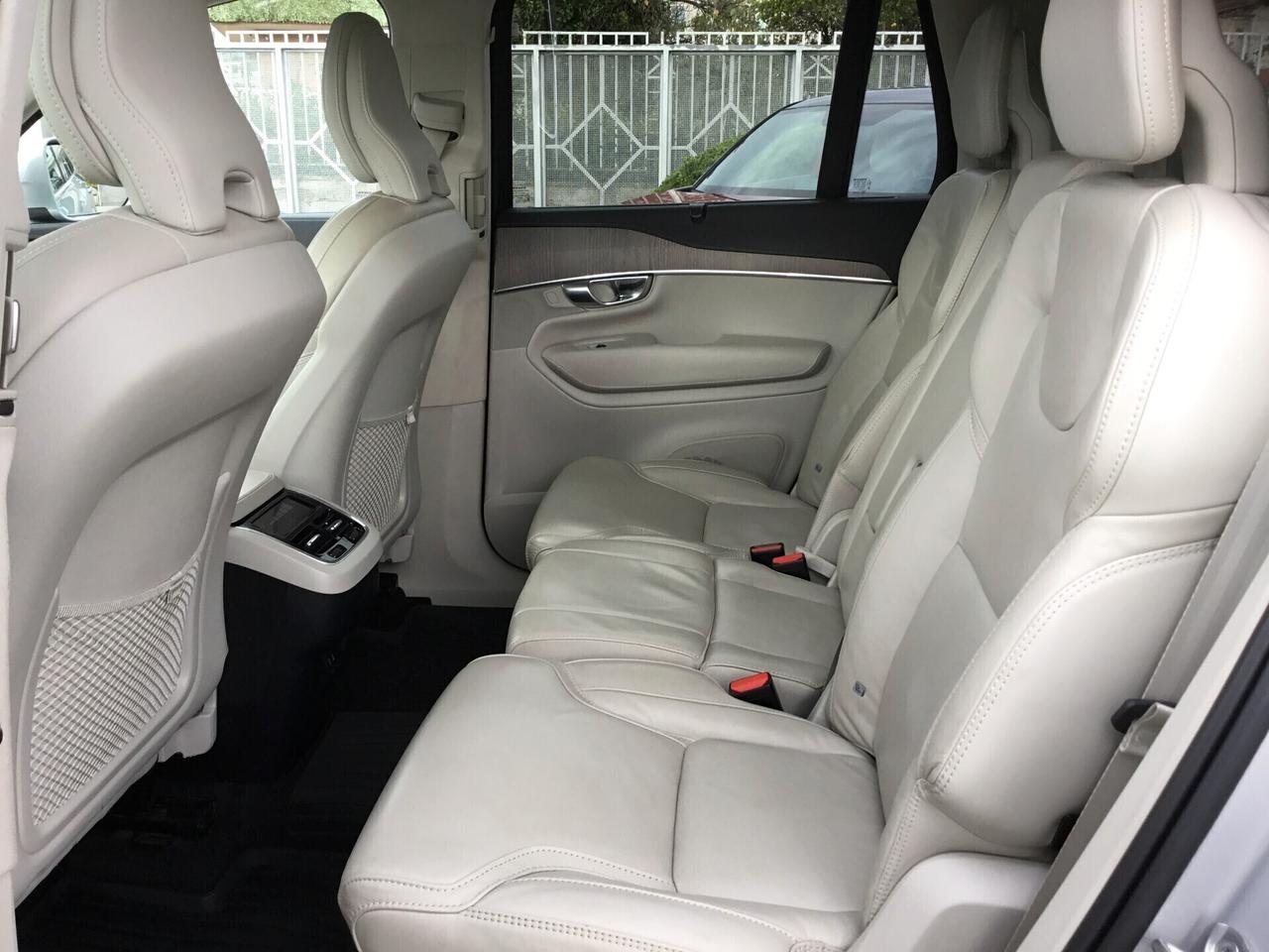 Volvo XC 90 B5 (d) AWD AUT. 7 posti Ultimate Bright