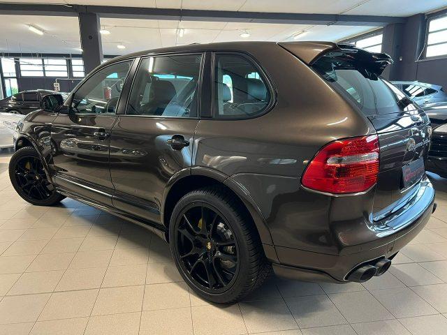 PORSCHE Cayenne 4.8 Turbo S 550CV COLOR MACADAMIA ! FRENI CARBO !