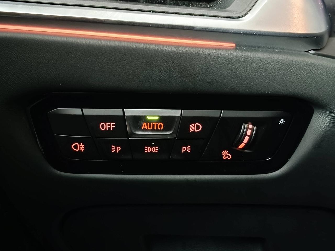 BMW Serie 3 G21 2019 Touring - 320d Touring mhev 48V xdrive Luxury auto