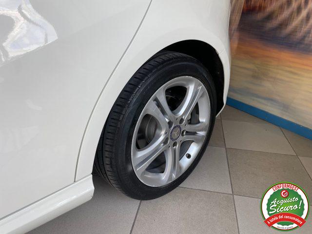 MERCEDES-BENZ A 180 CDI 109cv Aut. SPORT
