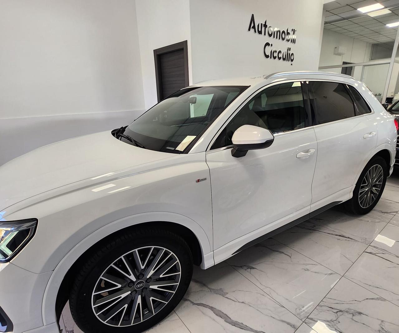 Audi Q3 35 TDI S tronic S line editioN