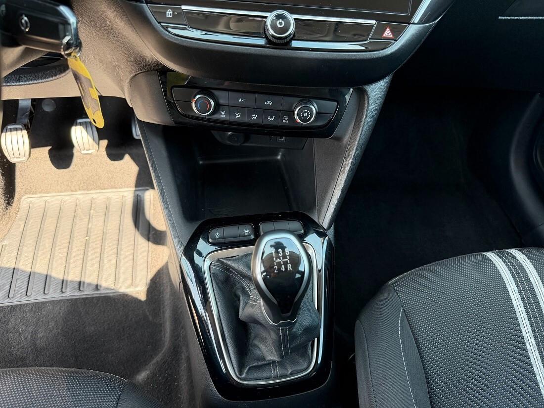 Opel Corsa 1.2 Blitz Edition